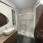 11 Ospiti -balcone-parcheggio Privato, Bulai Apartament *