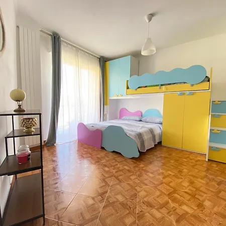 11 Ospiti -balcone-parcheggio Privato, Bulai Апартаменты Санремо