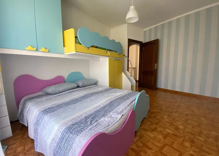 Apartman 11 Ospiti -balcone-parcheggio Privato, Bulai San Remo