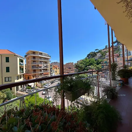 11 Ospiti -balcone-parcheggio Privato, Bulai Lejlighed *