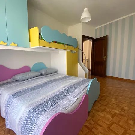 Апартаменты 11 Ospiti -balcone-parcheggio Privato, Bulai Санремо