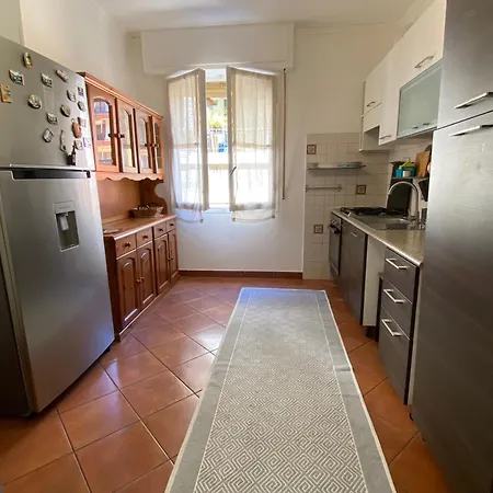 Апартаменты 11 Ospiti -balcone-parcheggio Privato, Bulai